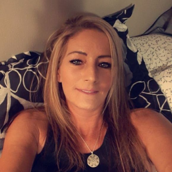 Meet your Posher, Kori - Picture 1 of 1